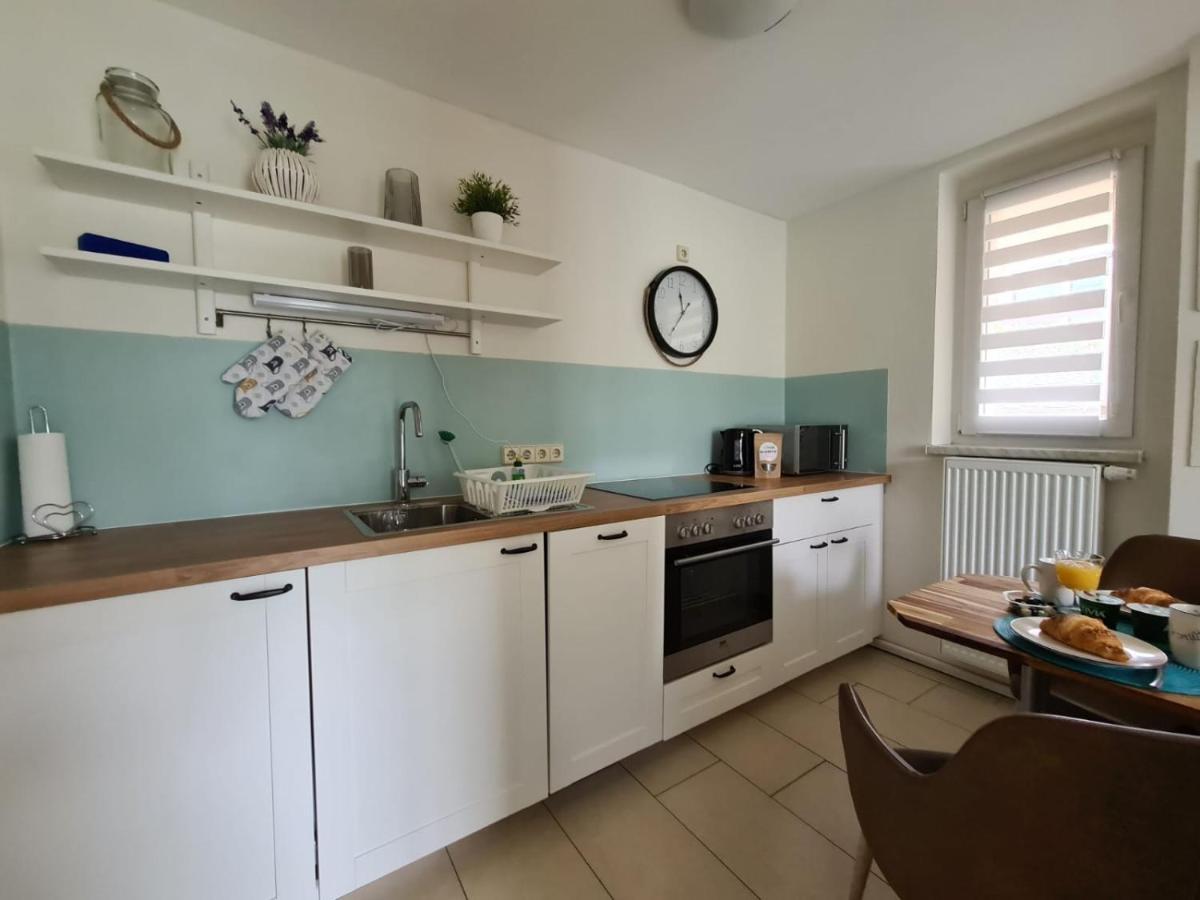 Neu Eingerichtetes Apartment #1 Mit Wlan !Sauna & Hot Tub Zubuchbar! Зенфтенберг Екстер'єр фото